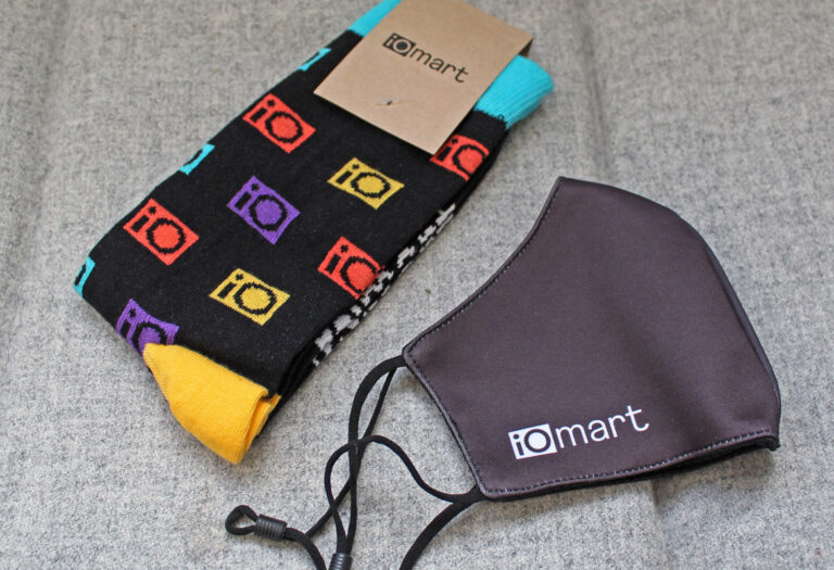 iOmart Socks and Mask